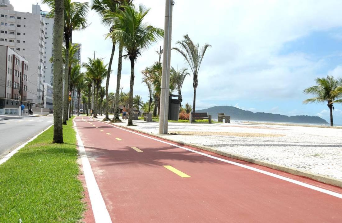 Casa Linda E Aconchegante Com Piscina -Aquecimento Solar O Ano Todo Perto Da Praia Praia Grande  Exterior foto